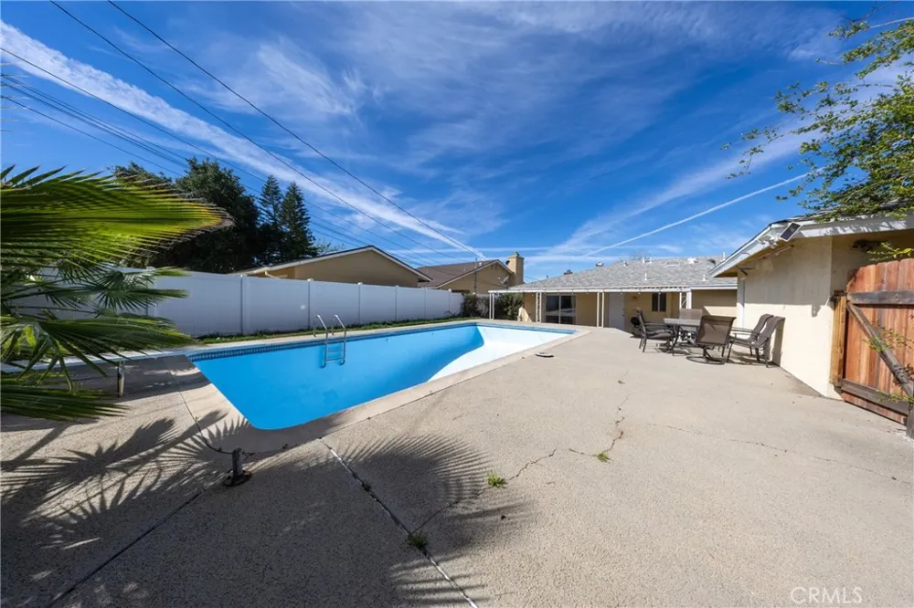 12943 California Yucaipa, CA 92399