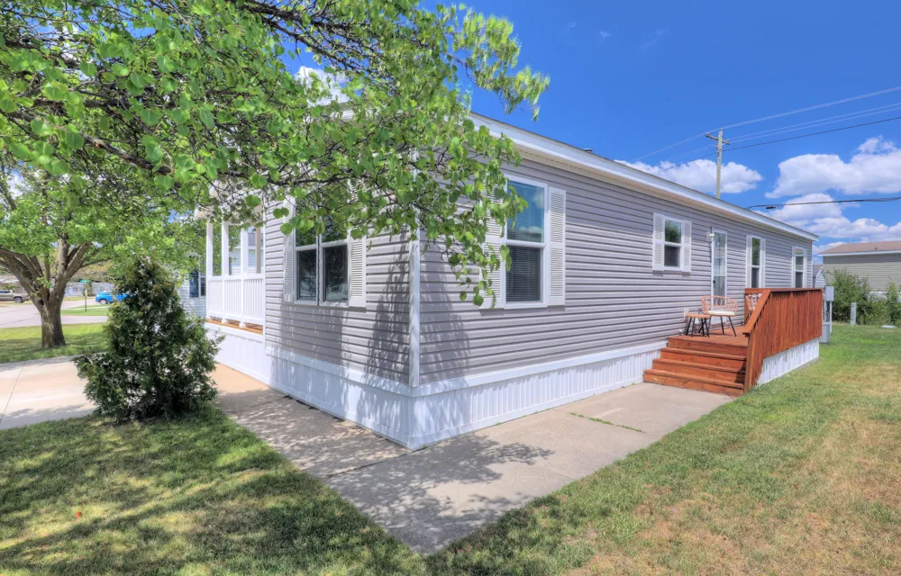 3496 Meadow Lark Lane #174 Zeeland, MI 49464