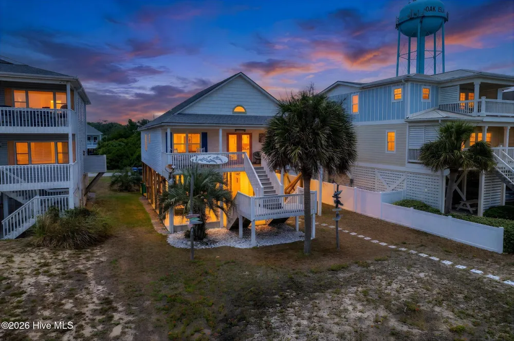 108 W Dolphin Drive Oak Island, NC 28465