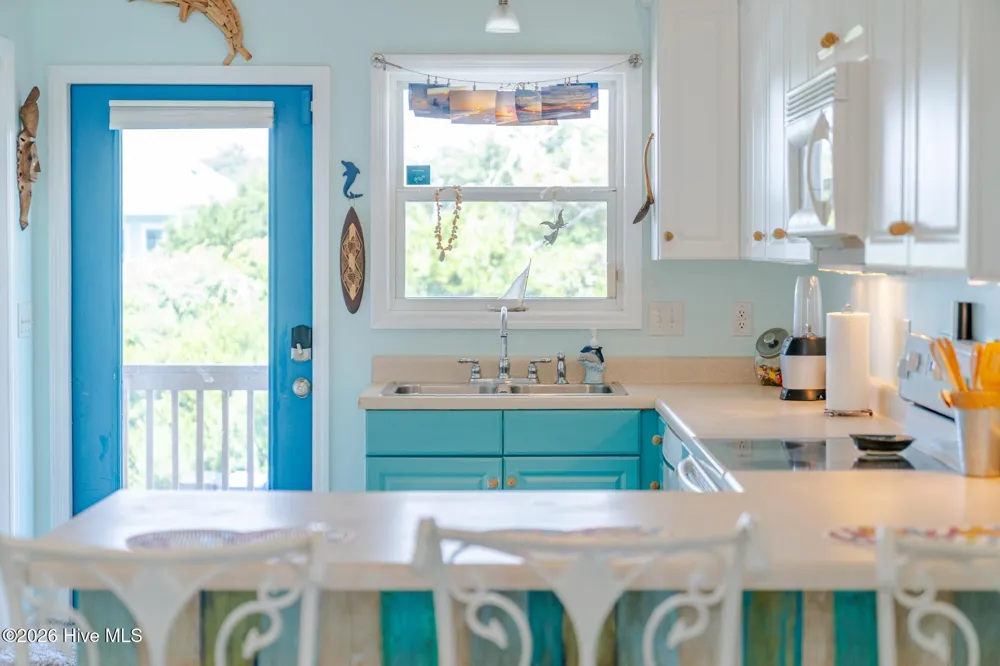108 W Dolphin Drive Oak Island, NC 28465