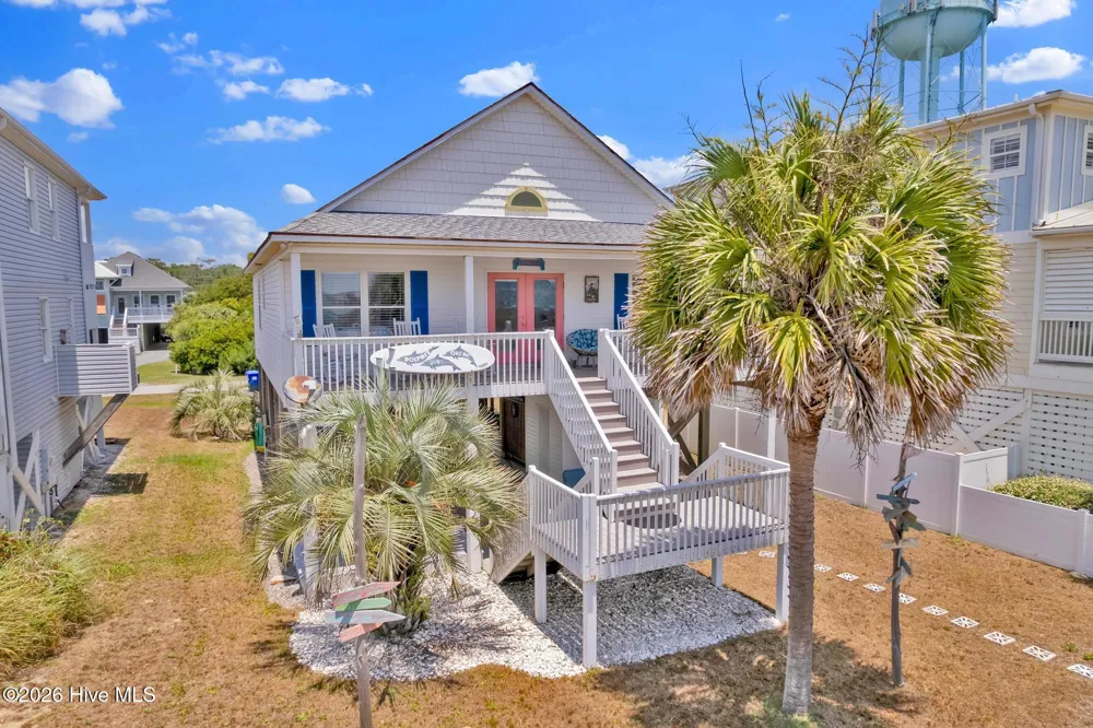 108 W Dolphin Drive Oak Island, NC 28465