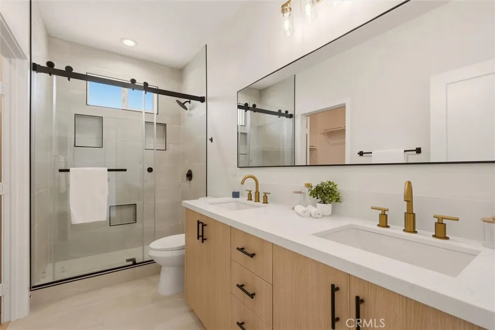 5816 Persepolis Ct Riverside, CA 92505
