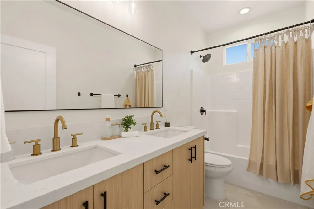 5816 Persepolis Ct Riverside, CA 92505