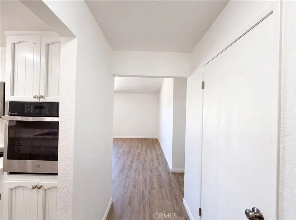 6041 Thornicroft Valley Springs, CA 95252