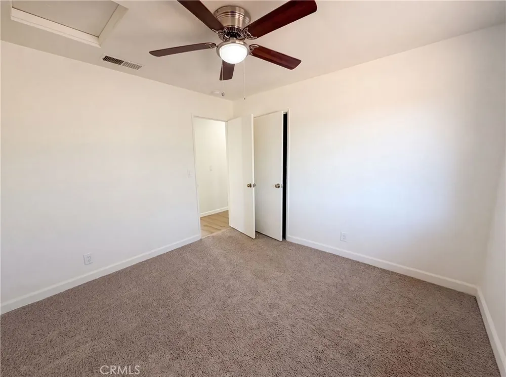 6041 Thornicroft Valley Springs, CA 95252