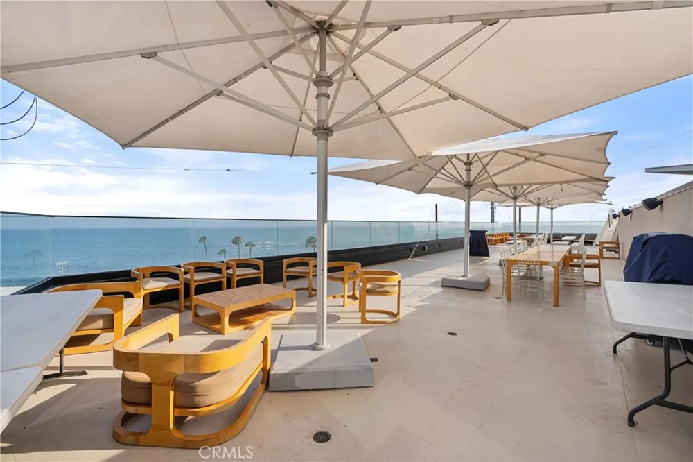 17333 Castellammare Drive Los Angeles, CA 90272