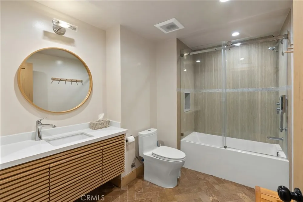17333 Castellammare Drive Los Angeles, CA 90272
