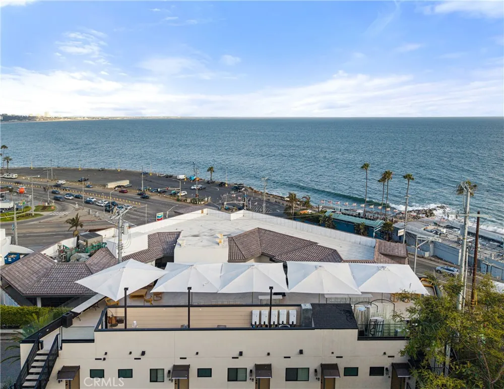 17333 Castellammare Drive Los Angeles, CA 90272