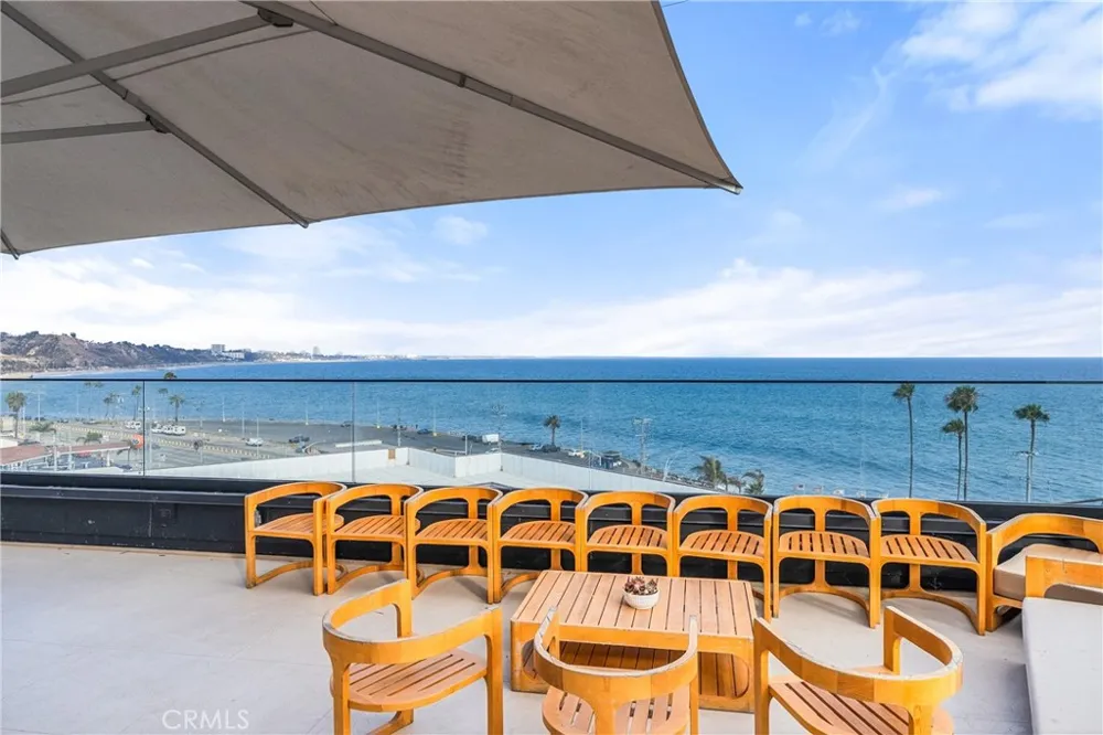 17333 Castellammare Drive Los Angeles, CA 90272