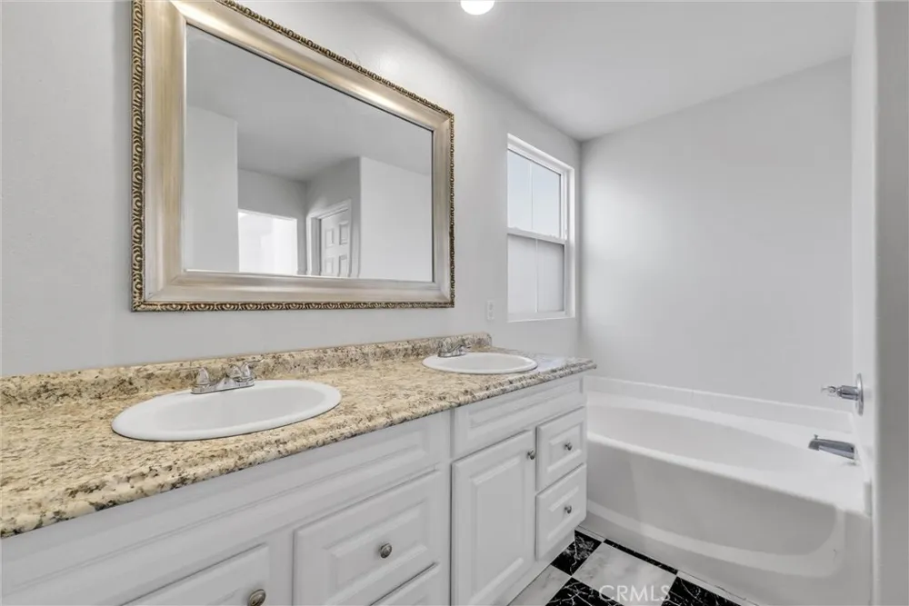 962 Redtail Drive Corona, CA 92879