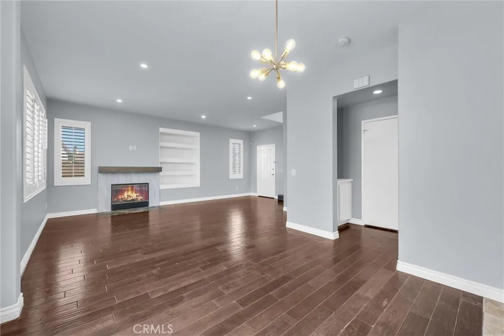 962 Redtail Drive Corona, CA 92879
