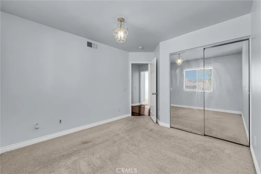 962 Redtail Drive Corona, CA 92879