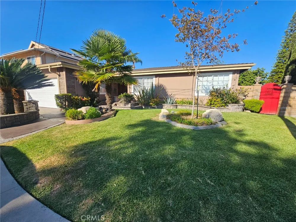 4602 El Reposo Drive Los Angeles, CA 90065