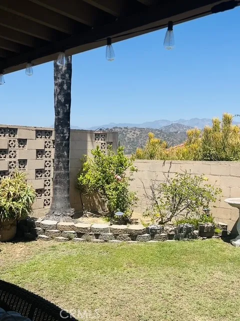 4602 El Reposo Drive Los Angeles, CA 90065
