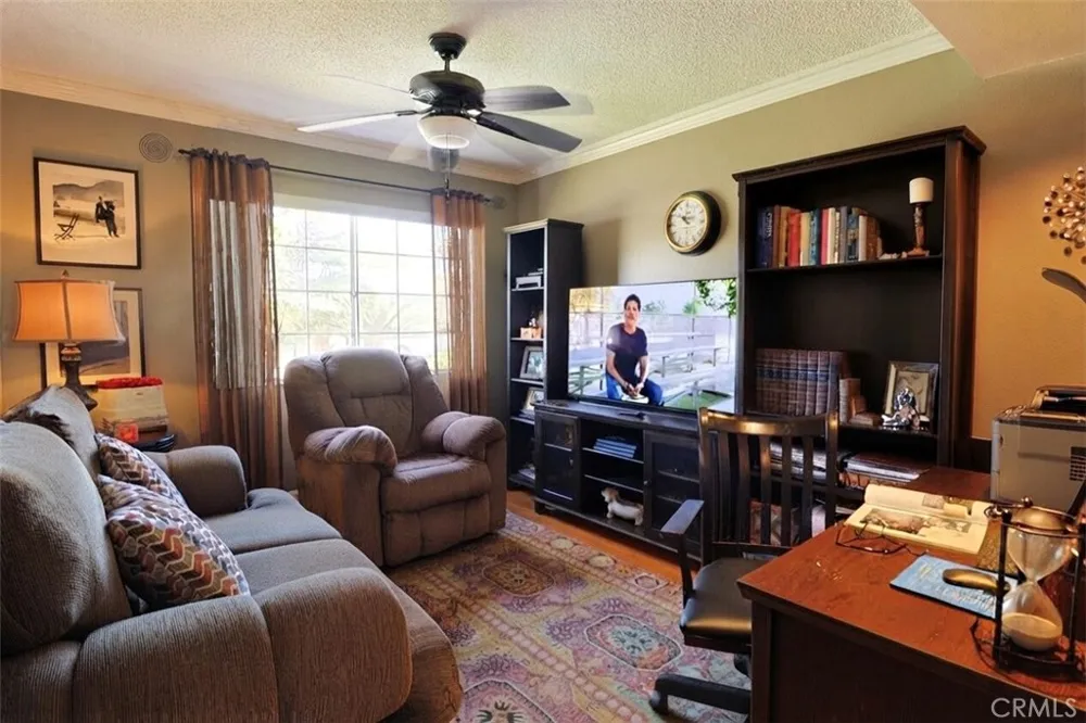 4602 El Reposo Drive Los Angeles, CA 90065