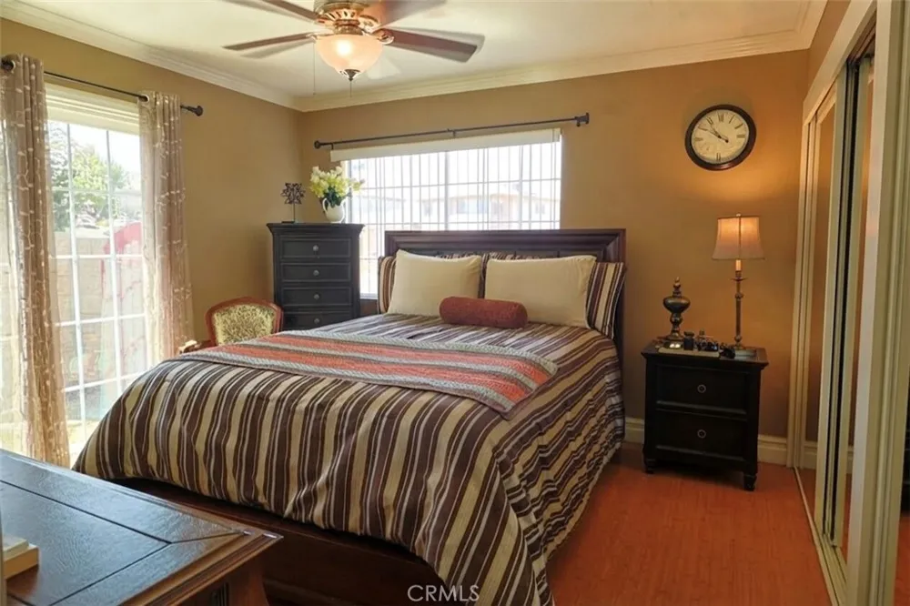 4602 El Reposo Drive Los Angeles, CA 90065