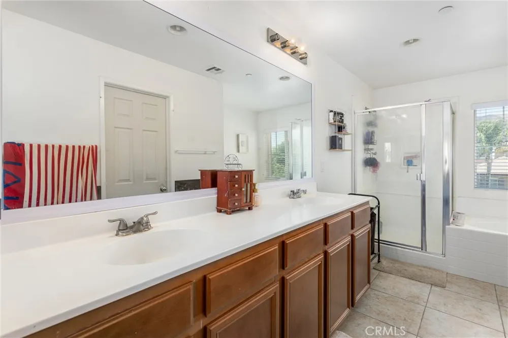 1970 Brilliance Ln San Jacinto, CA 92583