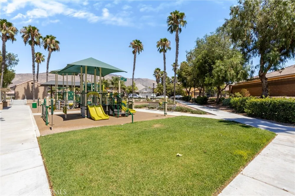 1970 Brilliance Ln San Jacinto, CA 92583