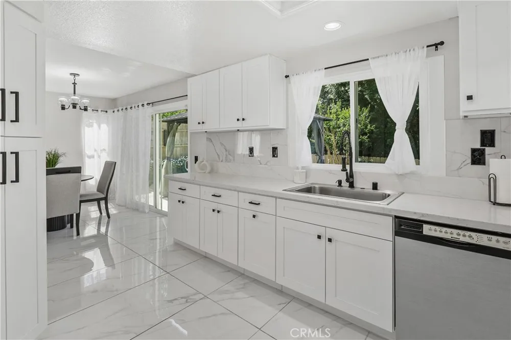 29253 Greenbrier Place Highland, CA 92346