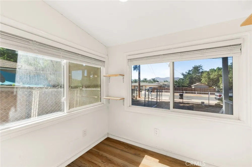 527 7th Norco, CA 92860