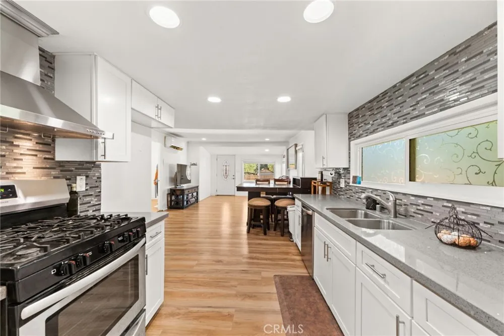 527 7th Norco, CA 92860