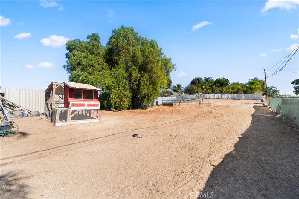 527 7th Norco, CA 92860