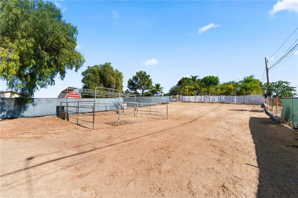 527 7th Norco, CA 92860