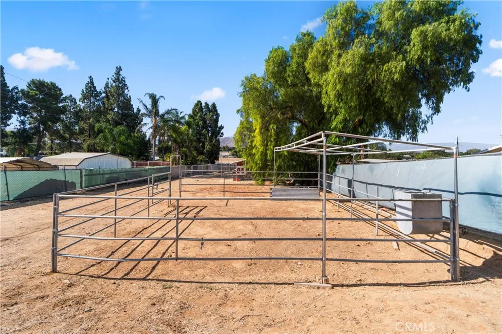 527 7th Norco, CA 92860