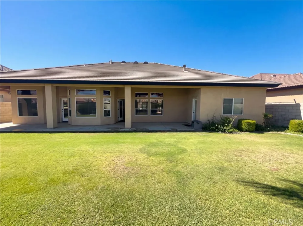11904 Kenseth Bakersfield, CA 93312