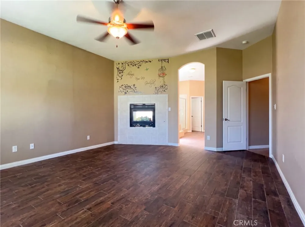11904 Kenseth Bakersfield, CA 93312
