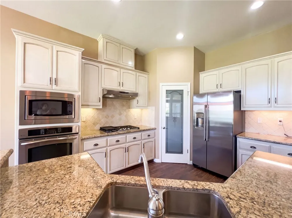11904 Kenseth Bakersfield, CA 93312