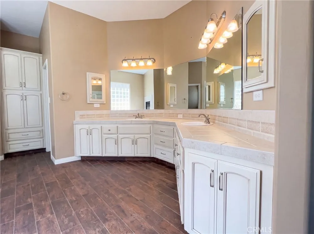 11904 Kenseth Bakersfield, CA 93312