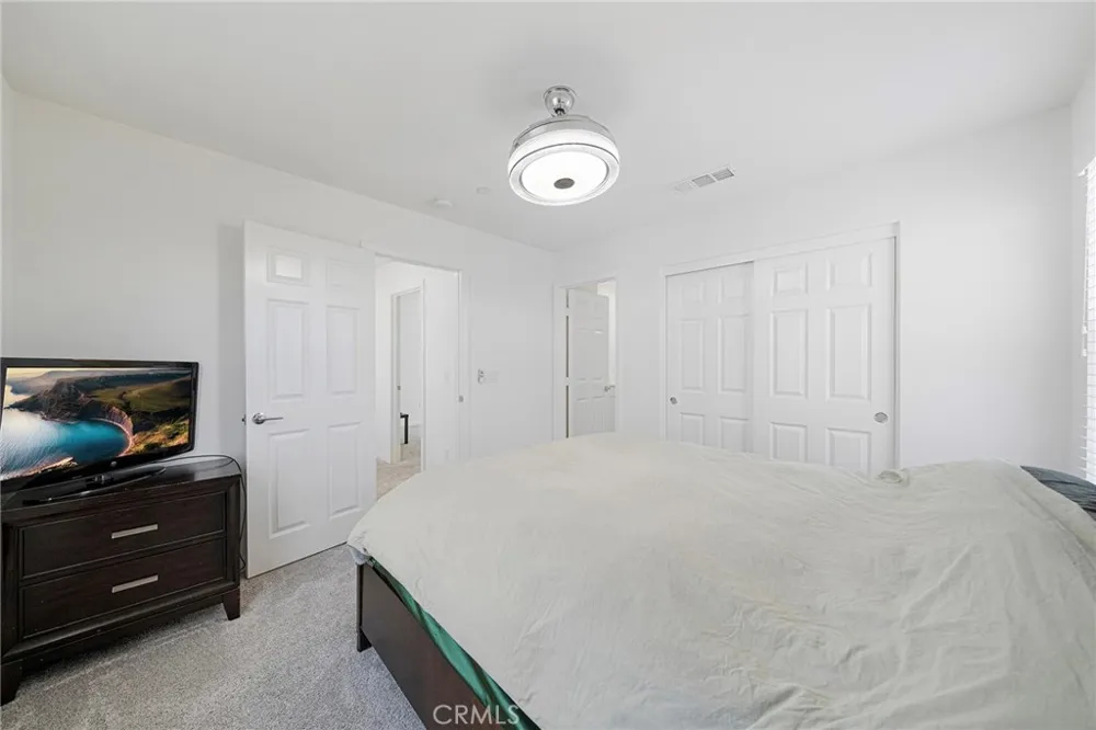 513 Pablo Lake Elsinore, CA 92530
