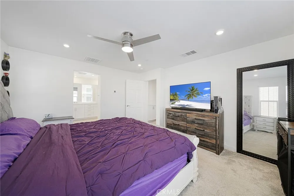 513 Pablo Lake Elsinore, CA 92530