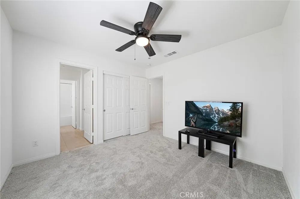 513 Pablo Lake Elsinore, CA 92530