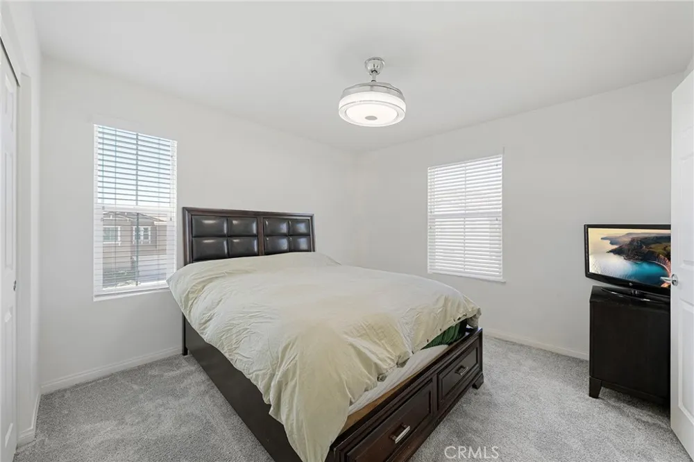 513 Pablo Lake Elsinore, CA 92530