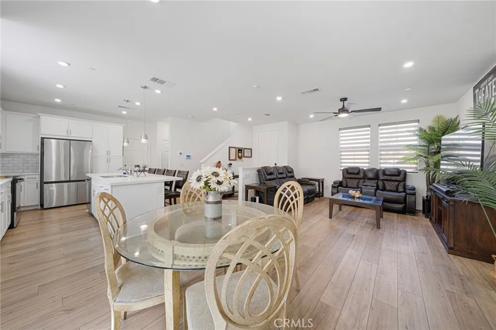 513 Pablo Lake Elsinore, CA 92530