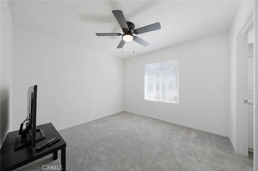 513 Pablo Lake Elsinore, CA 92530