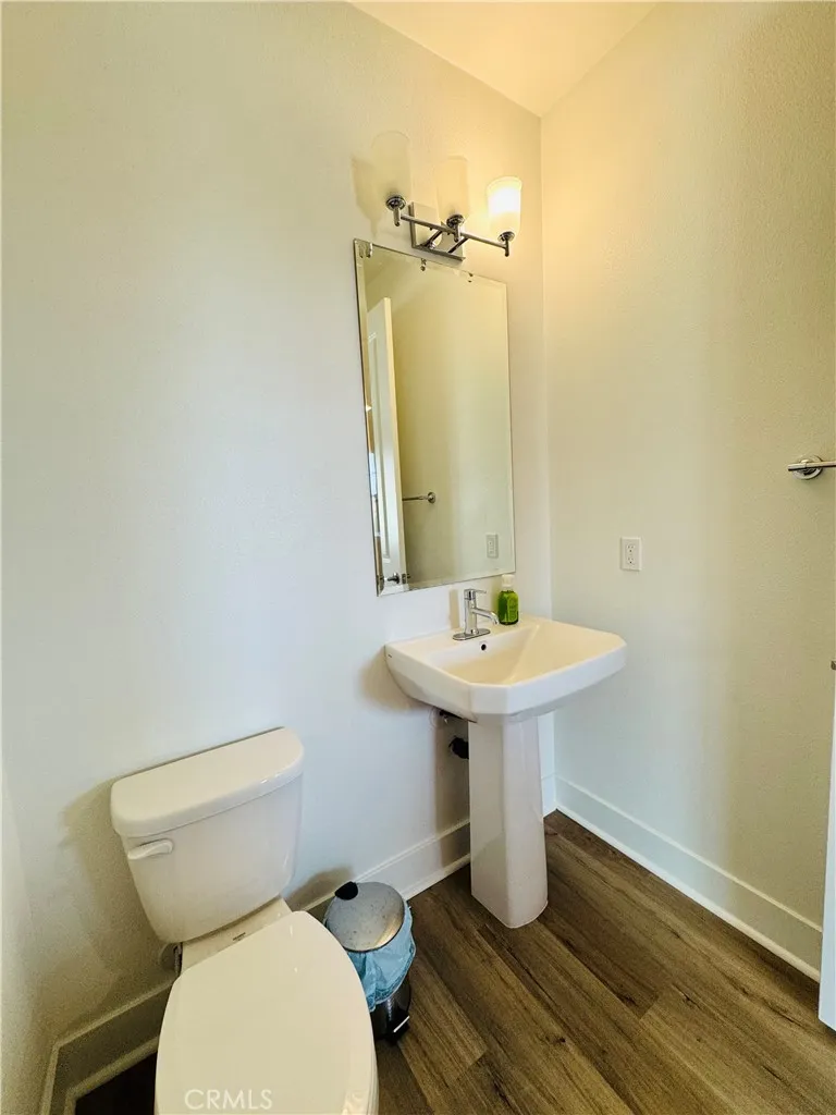36398 Calle Lisbon Winchester, CA 92596