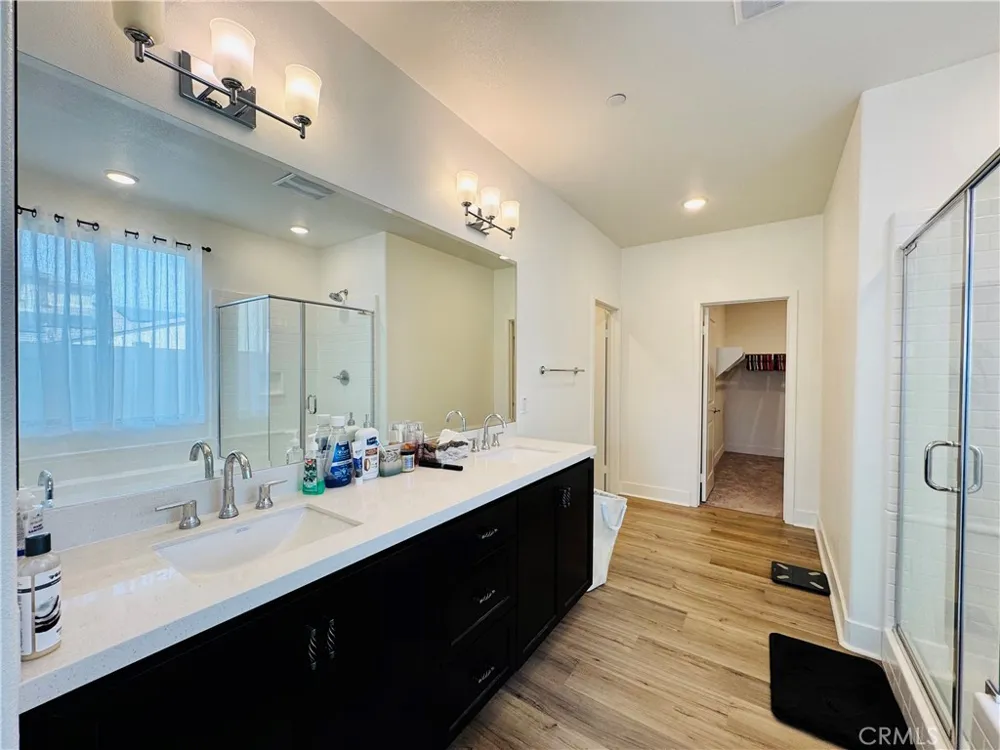 36398 Calle Lisbon Winchester, CA 92596