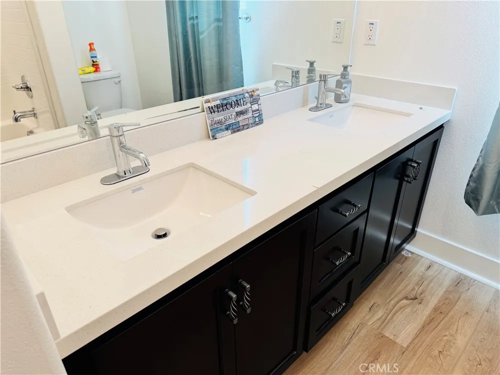 36398 Calle Lisbon Winchester, CA 92596