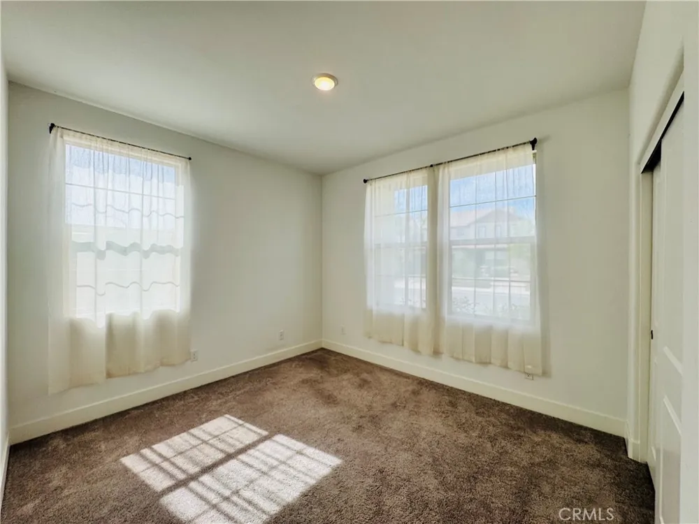 36398 Calle Lisbon Winchester, CA 92596