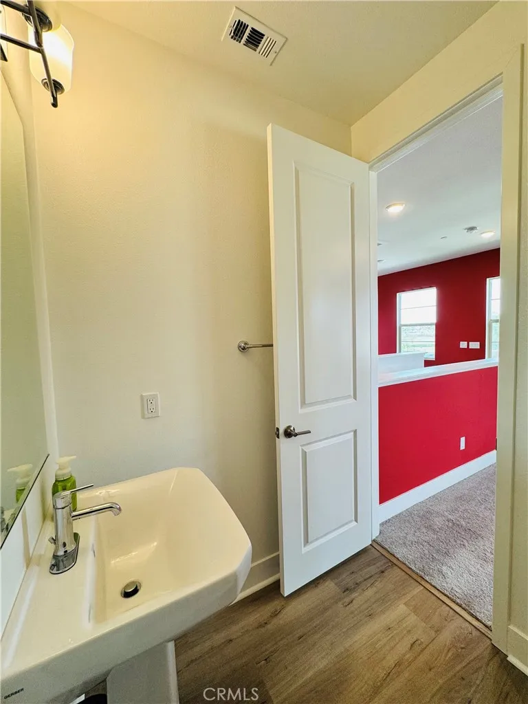 36398 Calle Lisbon Winchester, CA 92596