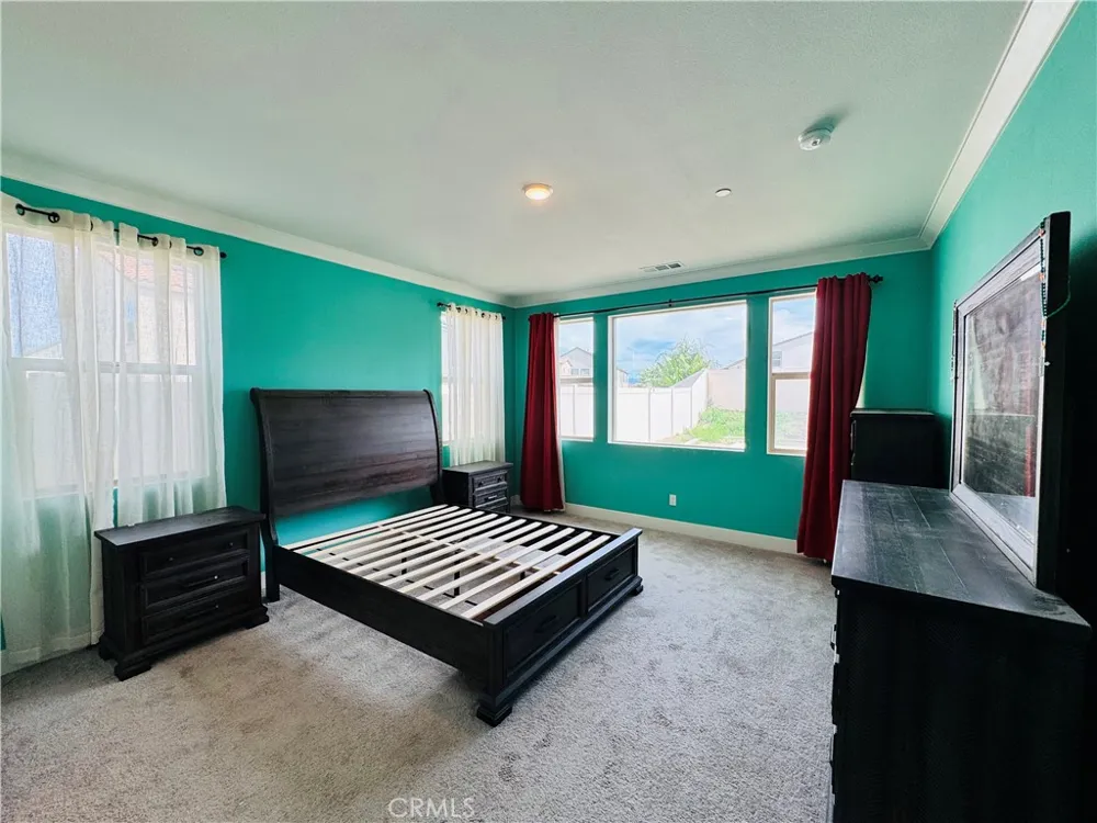 36398 Calle Lisbon Winchester, CA 92596