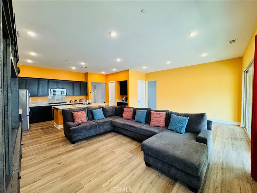 36398 Calle Lisbon Winchester, CA 92596
