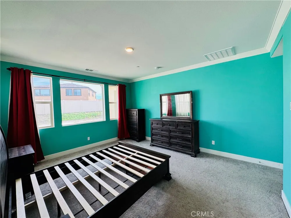 36398 Calle Lisbon Winchester, CA 92596