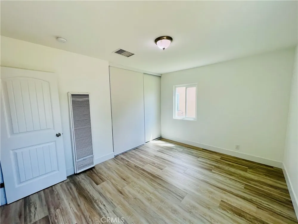 425 Grand Ave Colton, CA 92324