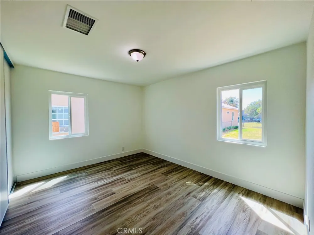 425 Grand Ave Colton, CA 92324