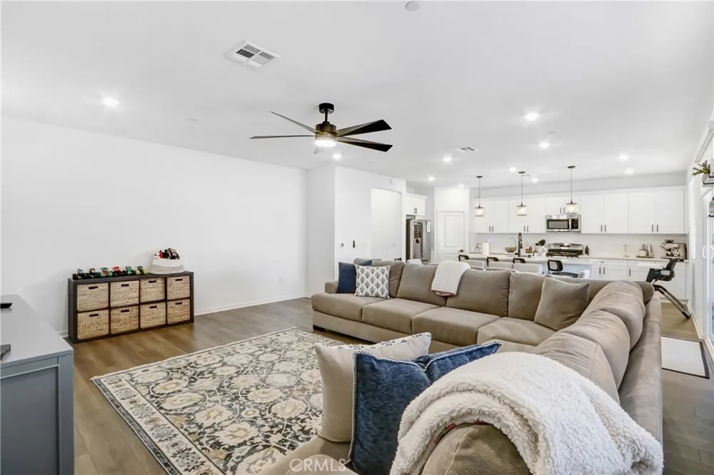 34472 Clementine Winchester, CA 92596