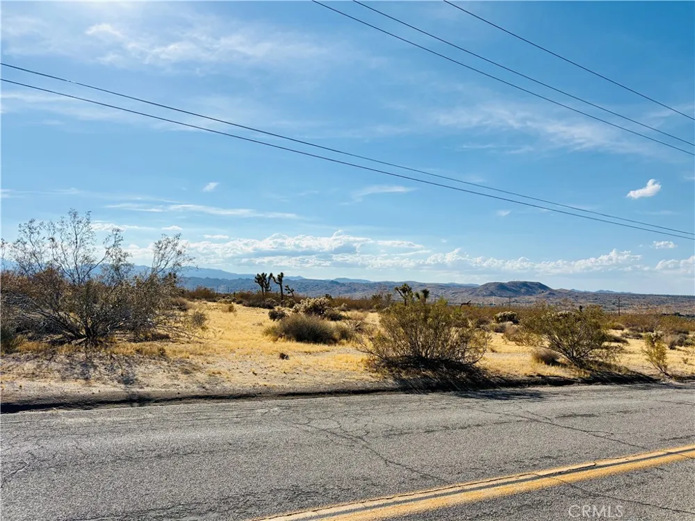 7454 Olympic Joshua Tree, CA 92252